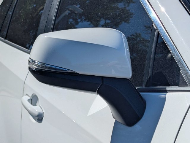 Certified 2020 Toyota RAV4 LE FWD image 13