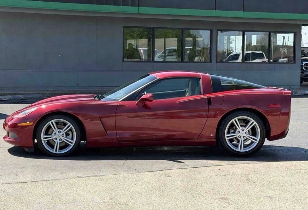 Used 2008 Chevrolet Corvette Coupe w/ Preferred Equipment Group image 4