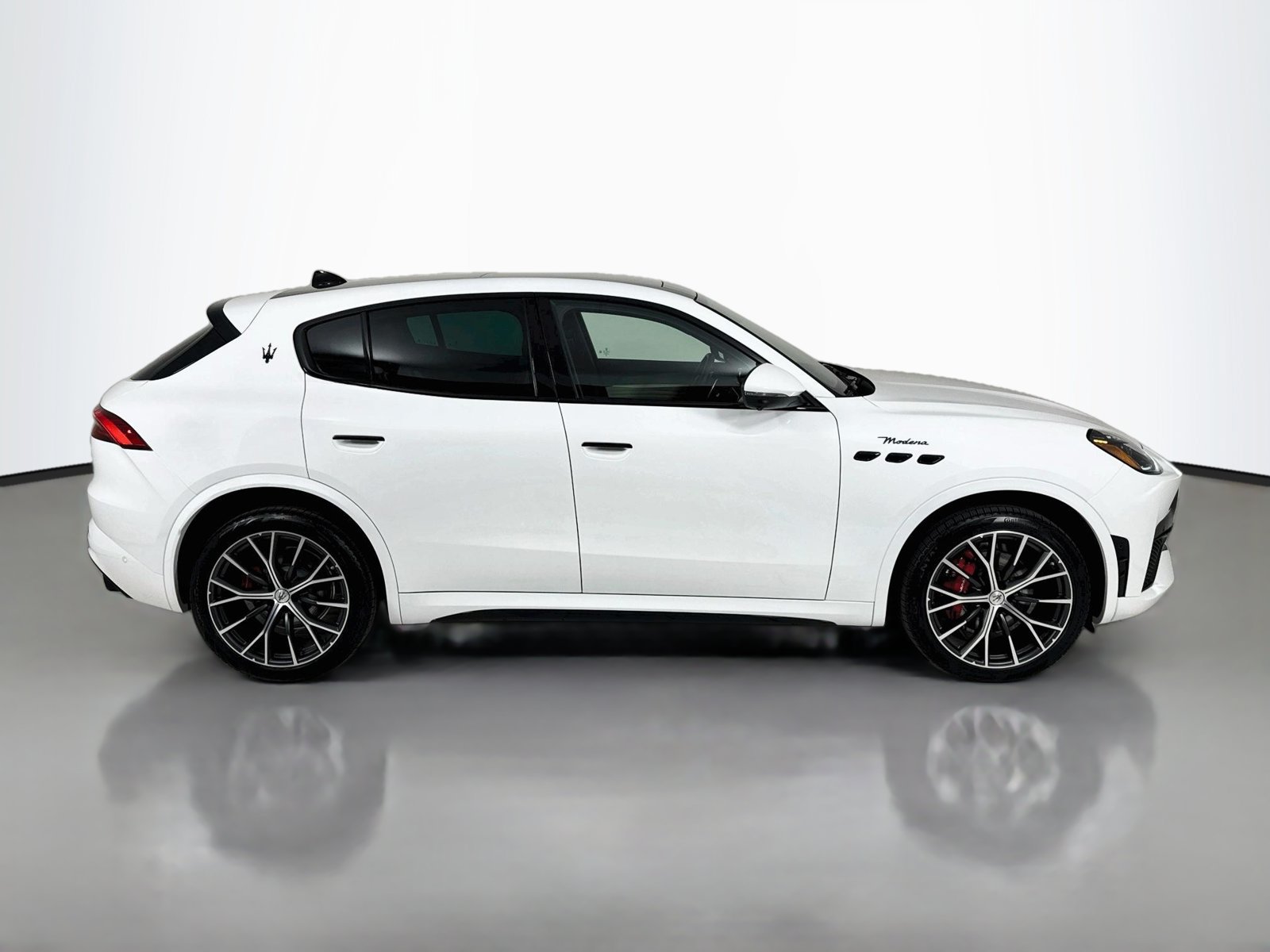 New 2027 Maserati Grecale Modena AWD/4WD image 9