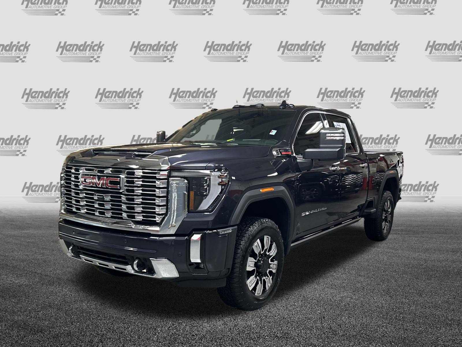 Used 2026 GMC Sierra 2500 Denali w/ Denali Reserve Package AWD/4WD image 5