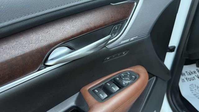 Certified 2023 Cadillac XT5 Premium Luxury AWD/4WD image 16