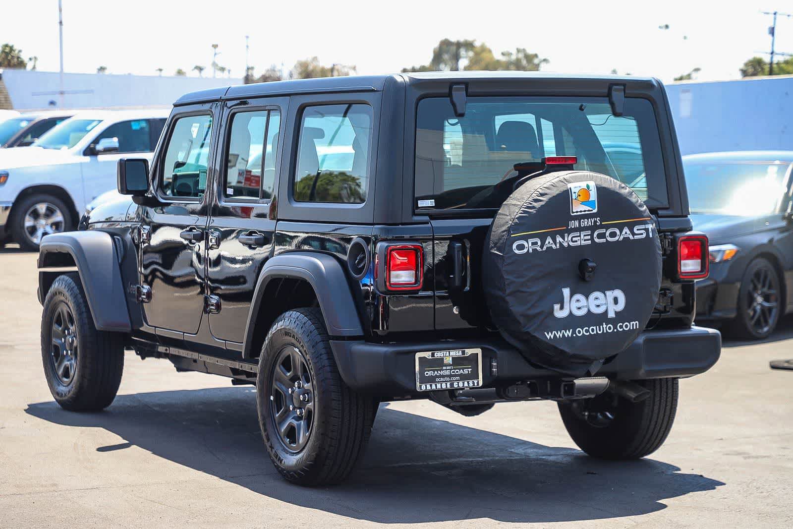 Used 2024 Jeep Wrangler Unlimited Sport AWD/4WD image 8