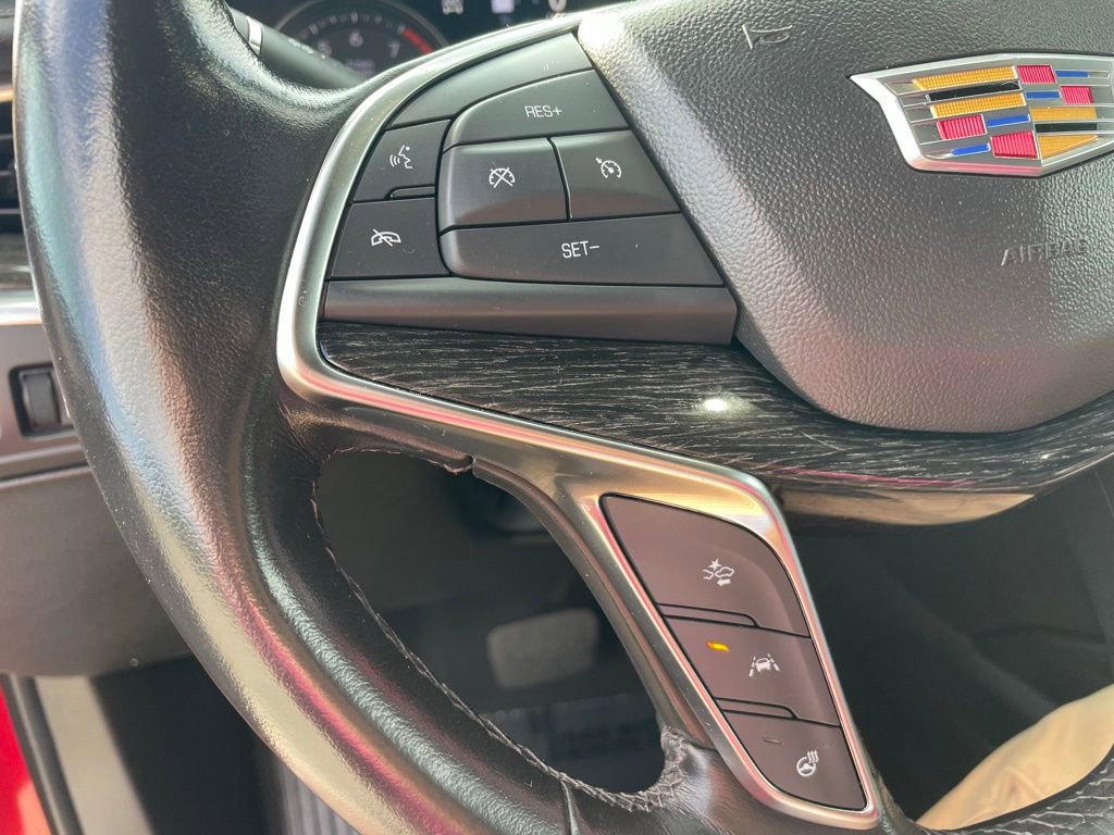 Used 2022 Cadillac XT5 Premium Luxury w/ Technology Package AWD/4WD image 29