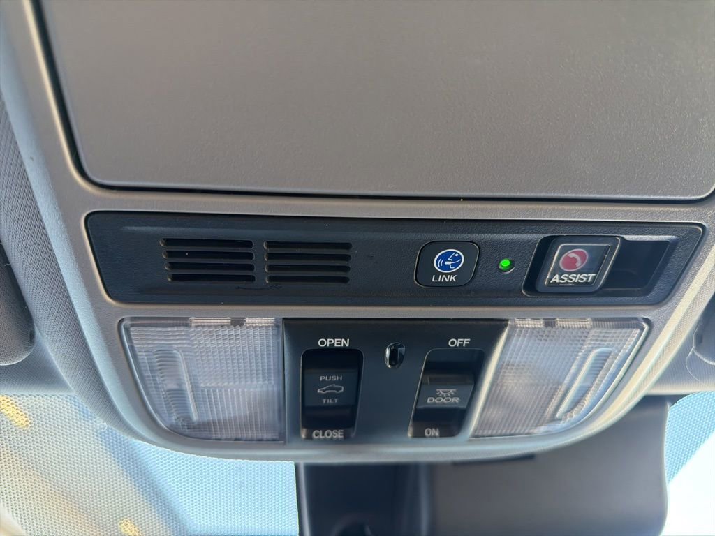 Used 2019 Honda Pilot Touring image 42