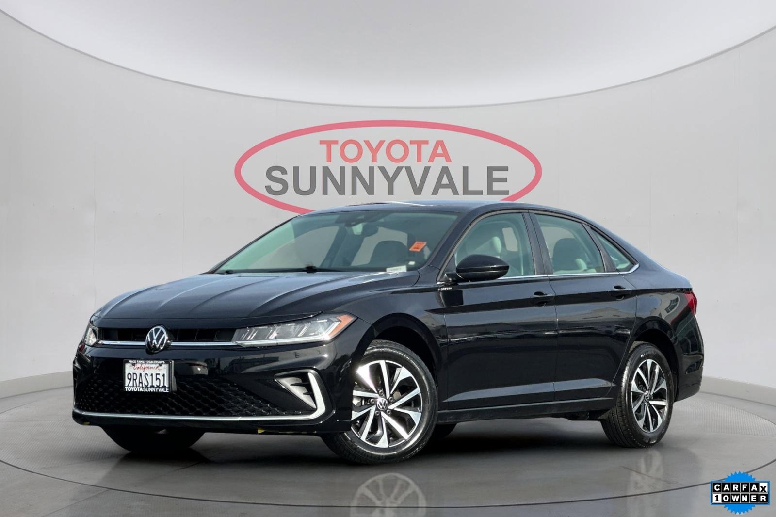 Used 2025 Volkswagen Jetta S image 1