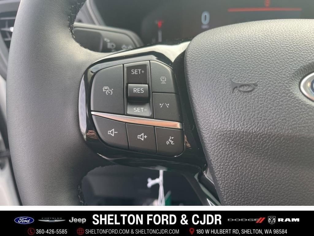 New 2025 Ford Escape SE FWD image 15