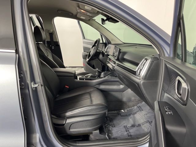Used 2024 Kia Sorento S image 51