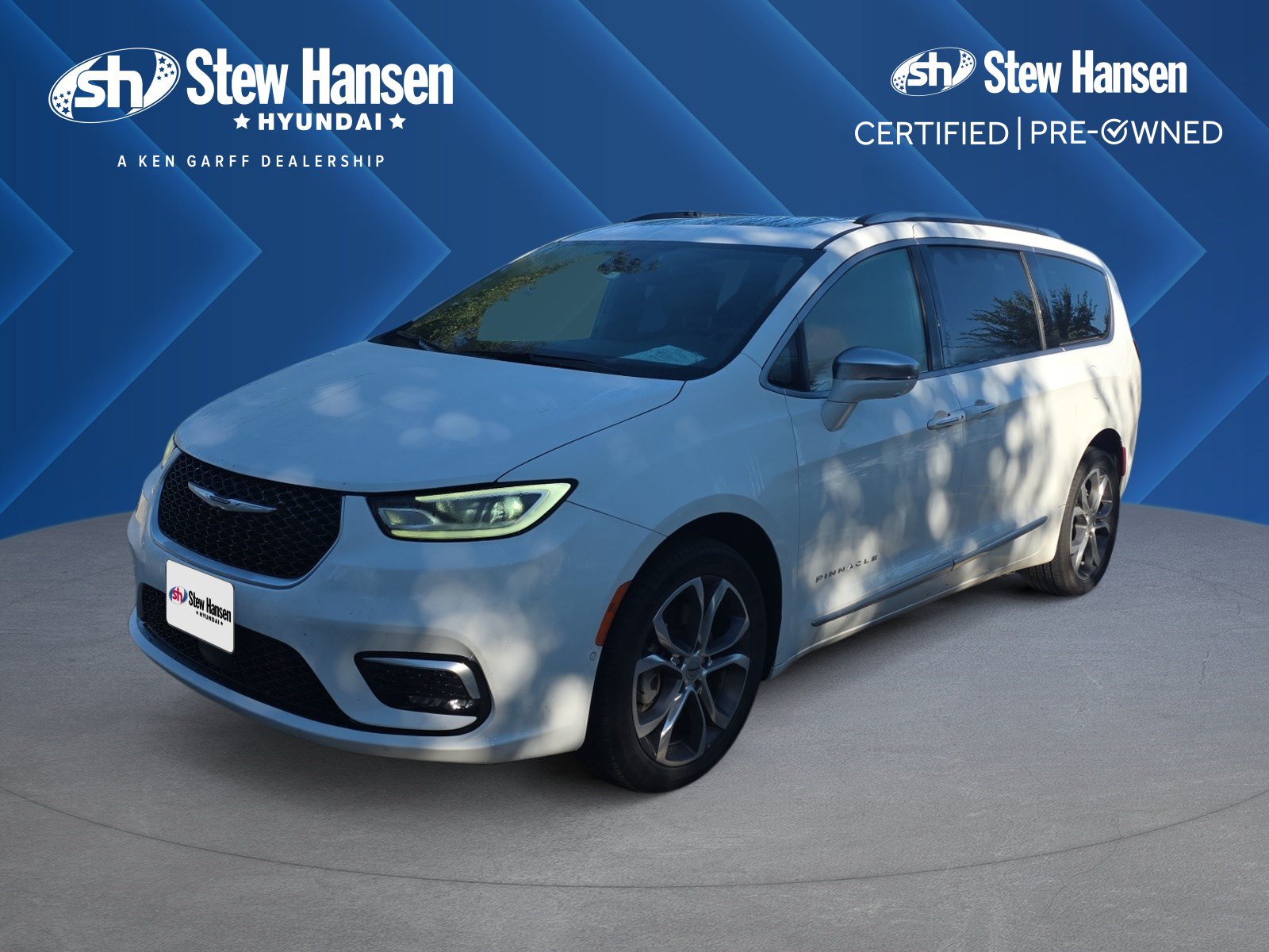 Used 2022 Chrysler Pacifica Pinnacle