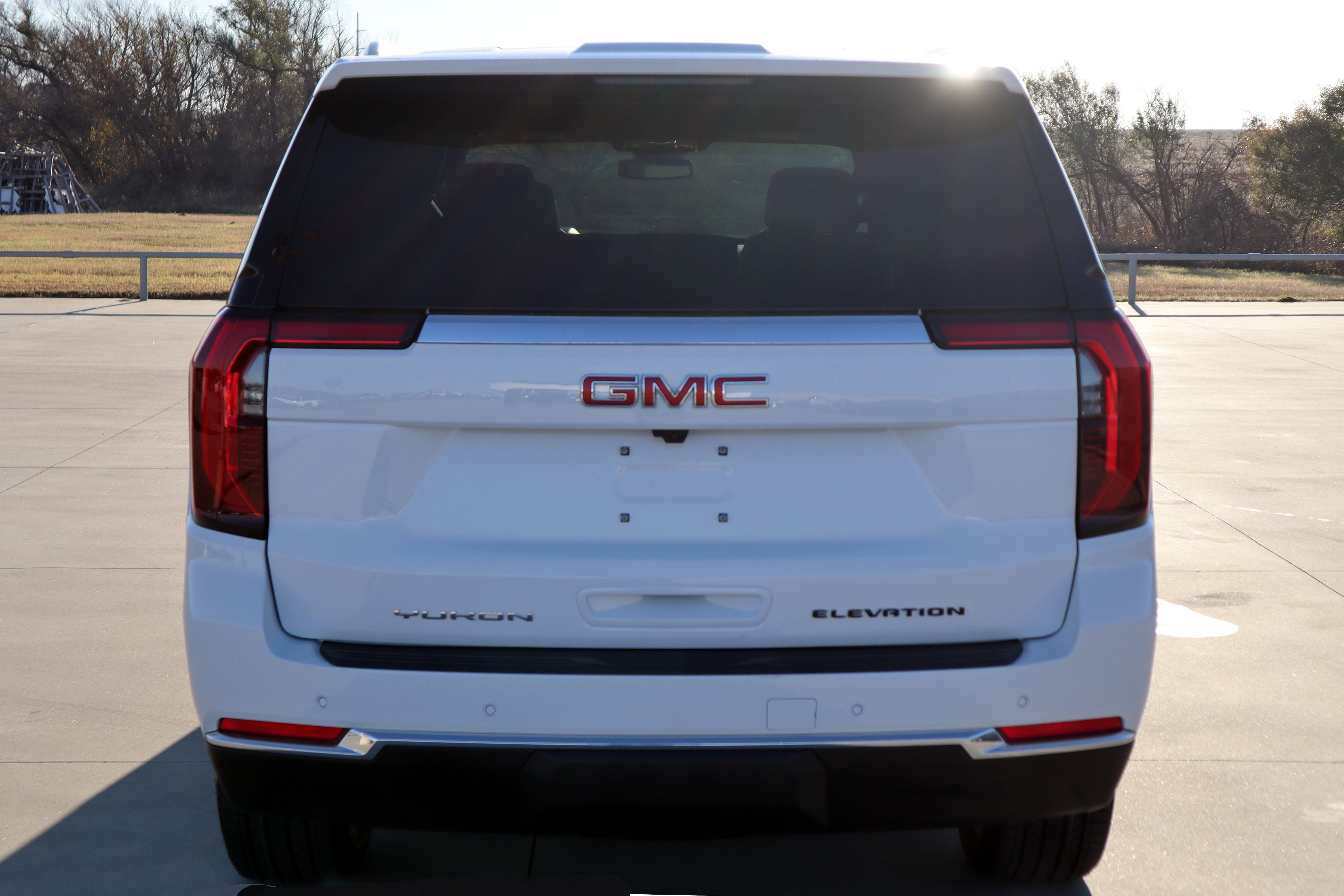 New 2026 GMC Yukon XL Elevation image 5