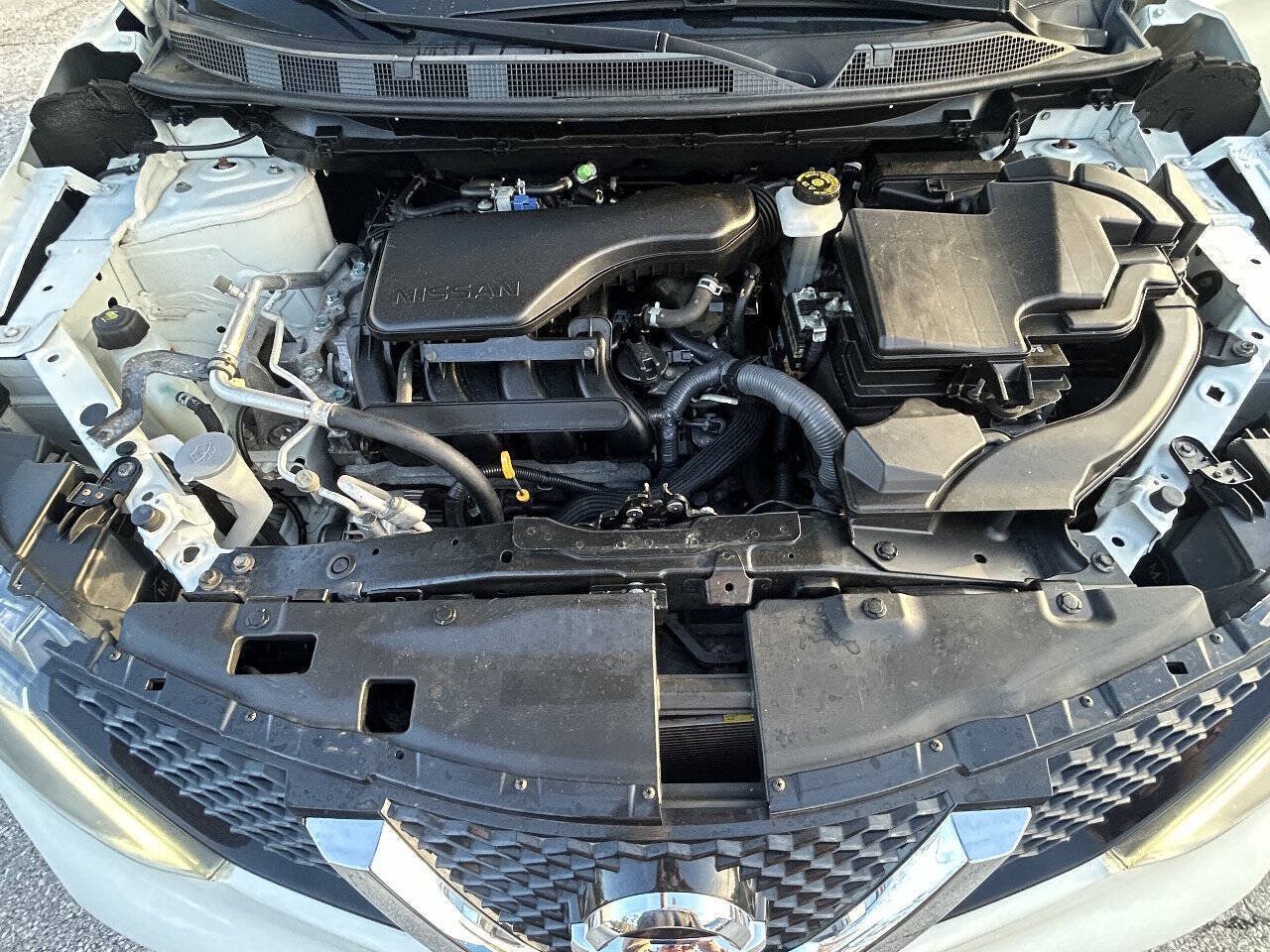 Used 2017 Nissan Rogue Sport SV w/ SV Premium Package AWD/4WD image 15