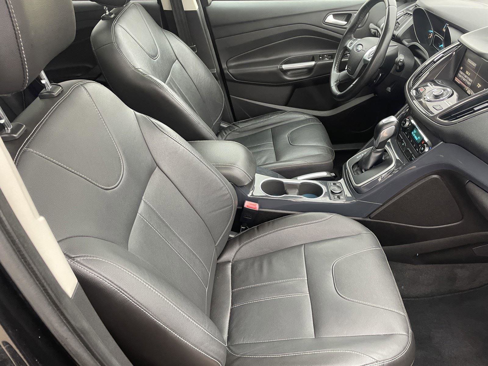 Used 2013 Ford Escape Titanium w/ Class II Trailer Tow Pkg image 30