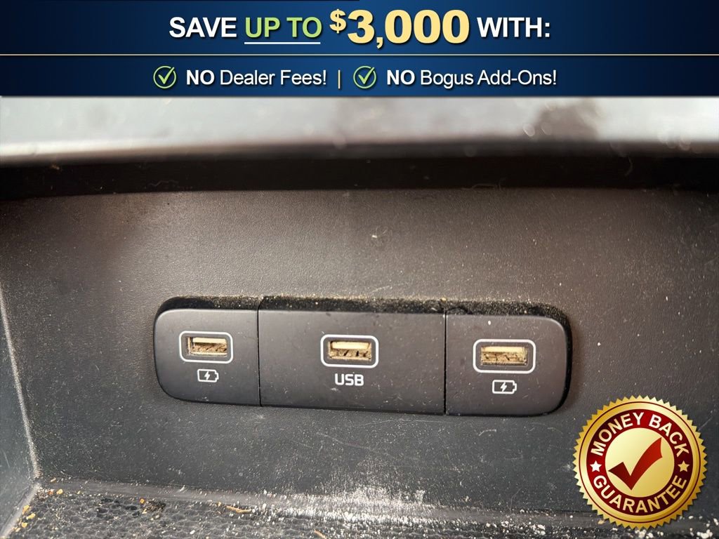 Used 2023 Kia Carnival LX FWD image 28