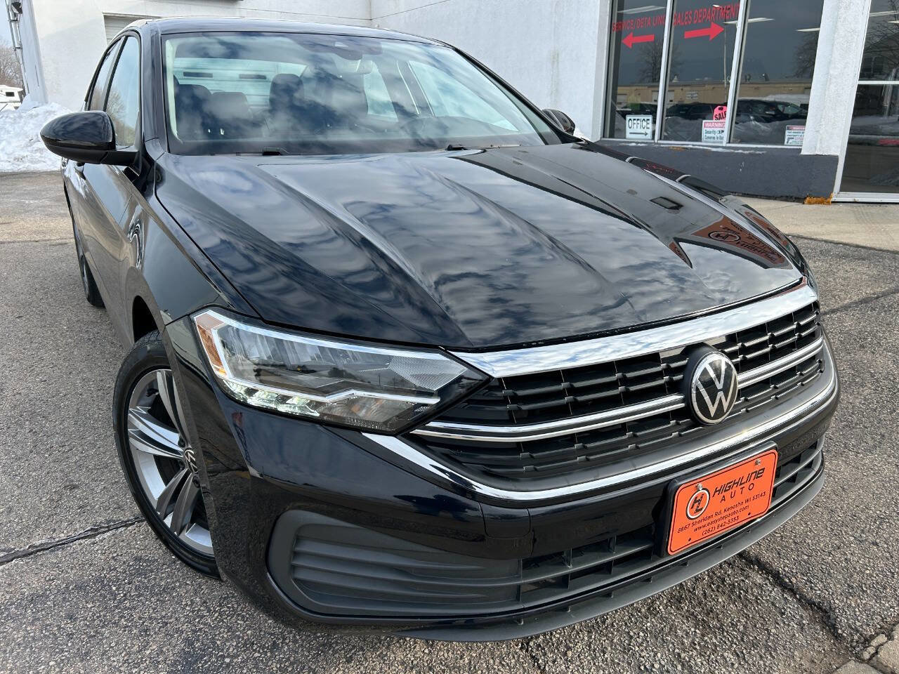 Used 2024 Volkswagen Jetta SE image 9