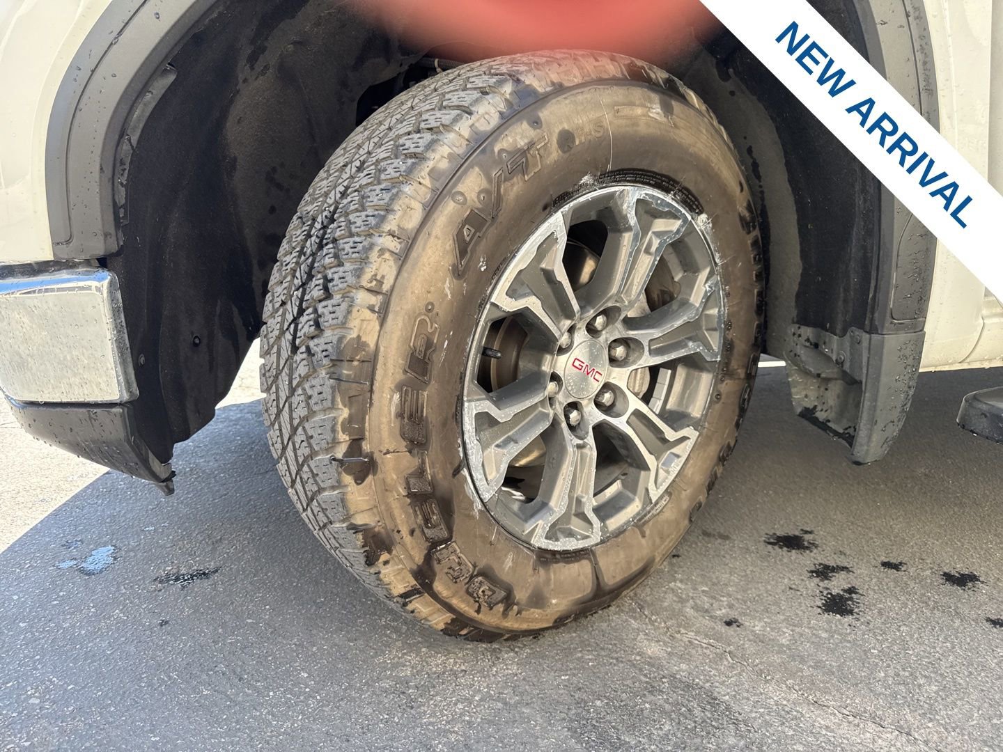 Used 2023 GMC Sierra 1500 SLE image 28