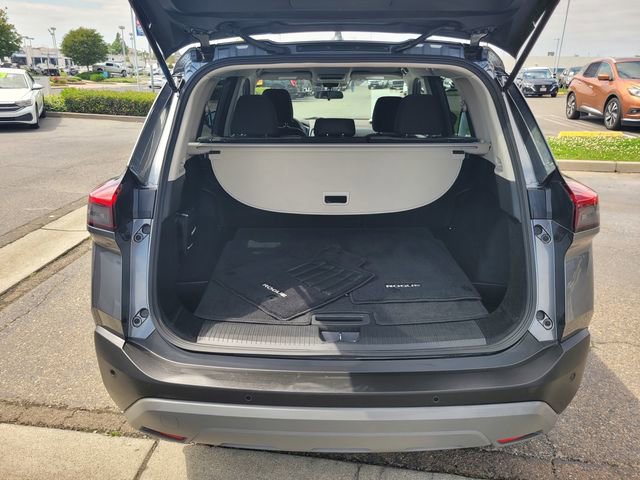 Certified 2023 Nissan Rogue SV FWD image 11