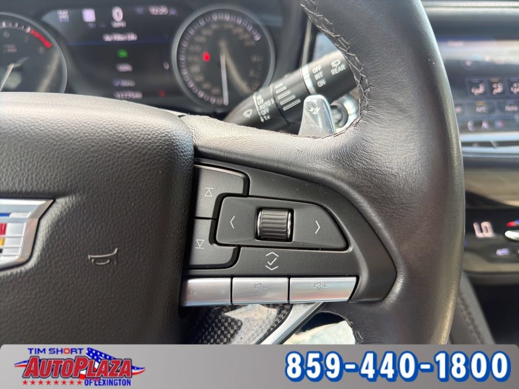 Used 2024 Cadillac XT6 Sport w/ Technology Package AWD/4WD image 16