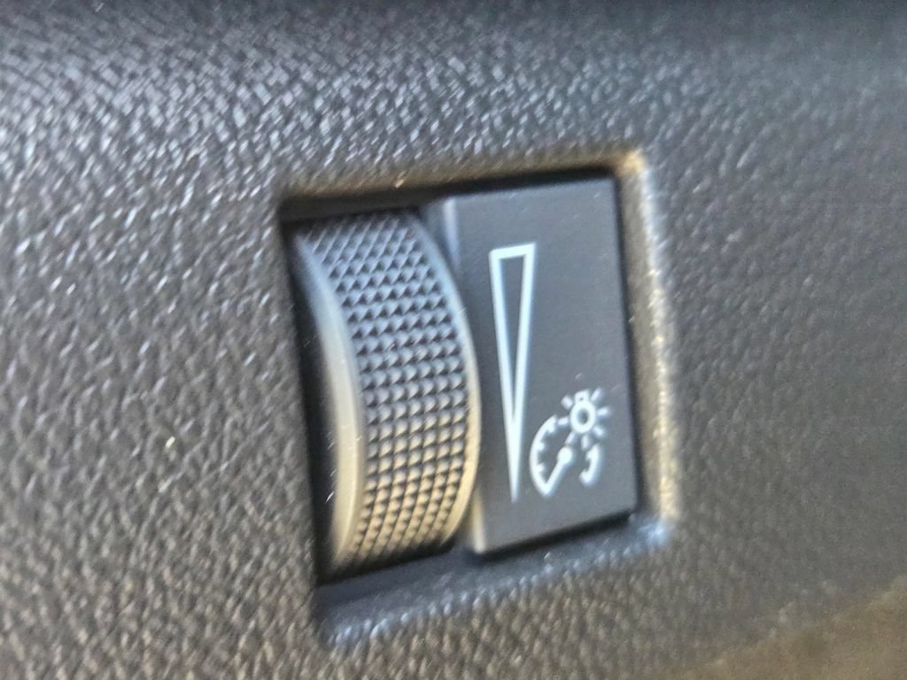 Used 2024 Chevrolet Colorado W/T RWD image 11