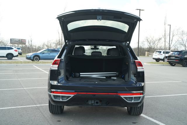 Used 2023 Volkswagen Atlas Cross Sport SEL Premium R-Line image 17