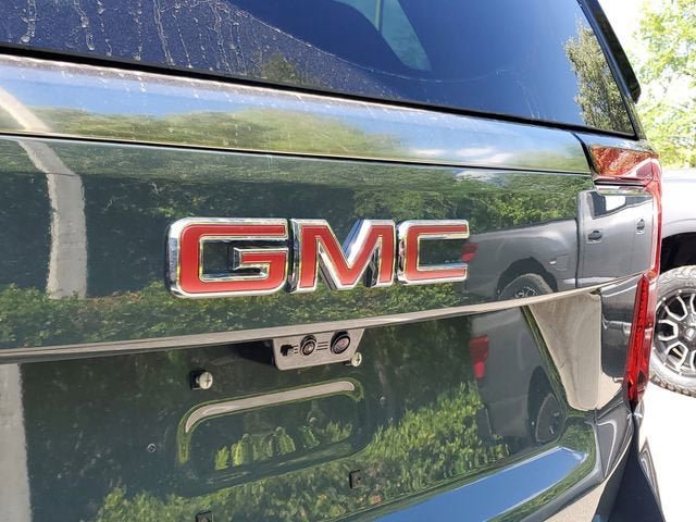 New 2026 GMC Yukon XL AT4 AWD/4WD image 7