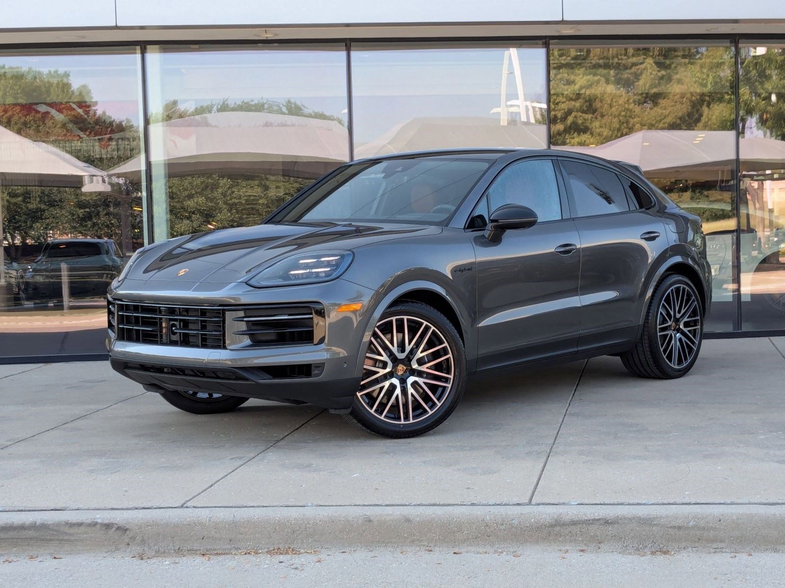New 2026 Porsche Cayenne E-Hybrid image 1