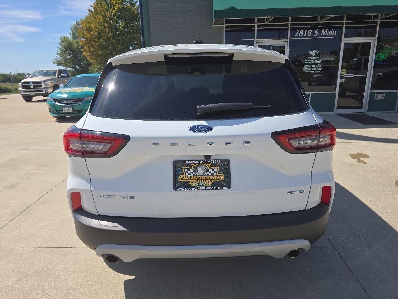 Used 2023 Ford Escape Active AWD/4WD image 4