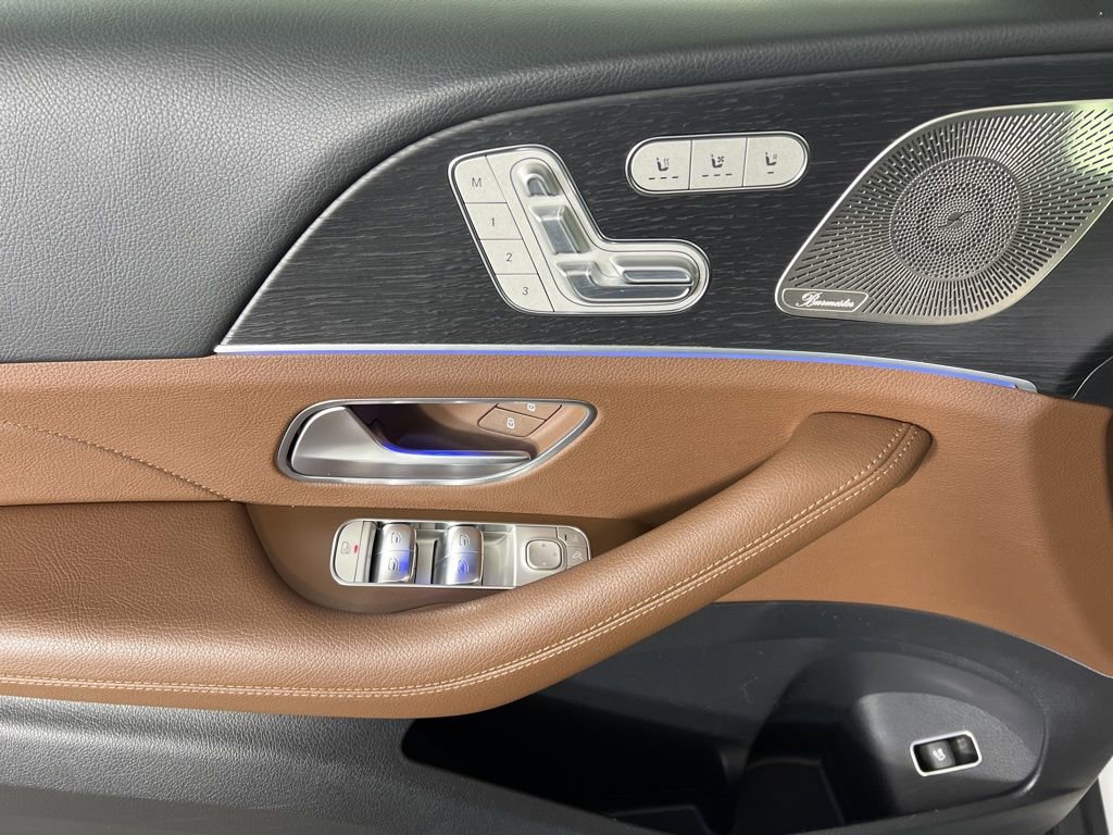 Certified 2024 Mercedes-Benz GLS 450 4MATIC image 5
