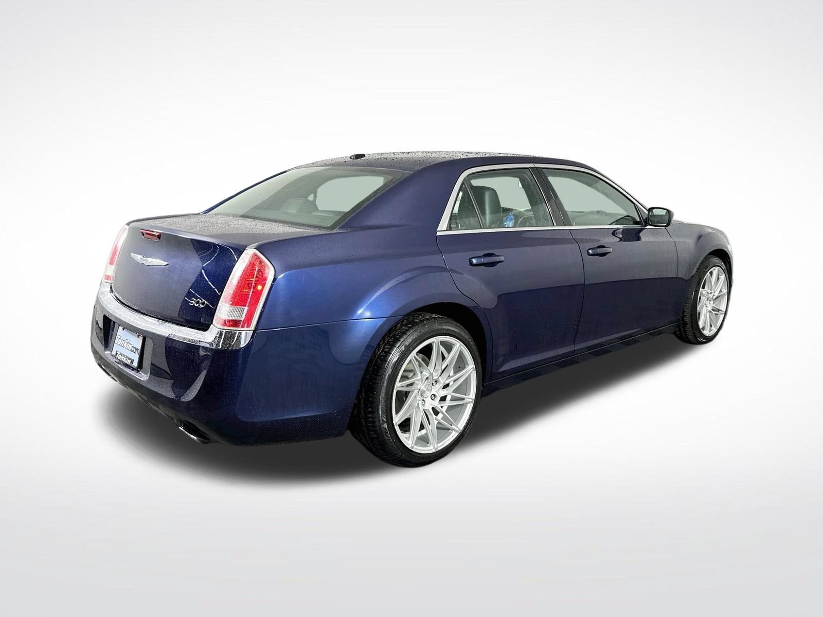Used 2013 Chrysler 300 RWD image 8