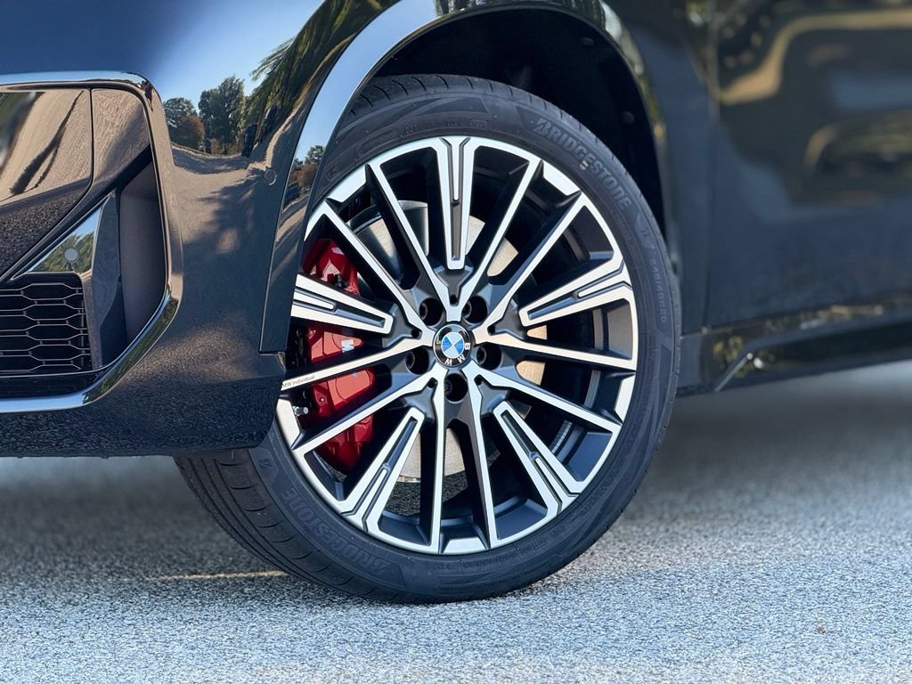 New 2027 BMW X1 xDrive28i AWD/4WD image 2
