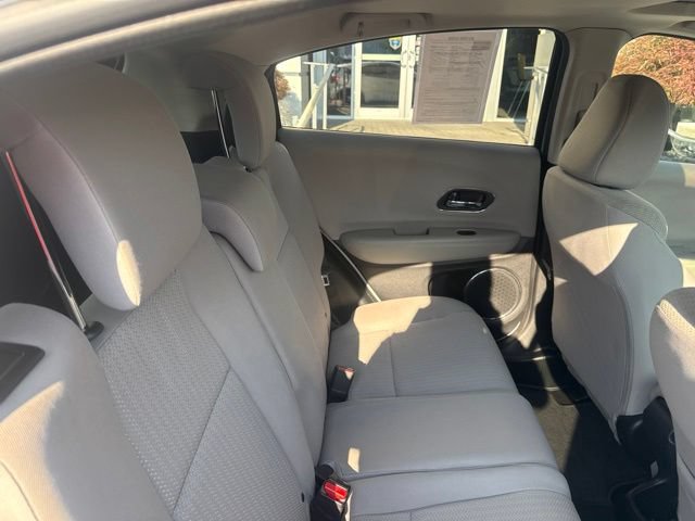 Used 2018 Honda HR-V EX image 28