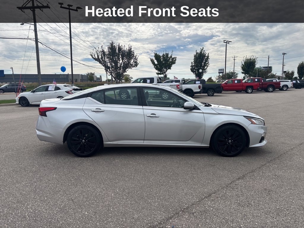 Used 2020 Nissan Altima 2.5 SL FWD image 8