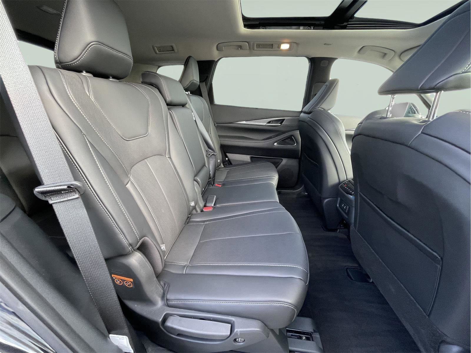 Used 2026 INFINITI QX60 Luxe w/ Cargo Package AWD/4WD image 21