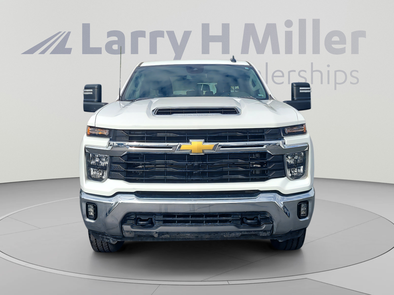 Used 2025 Chevrolet Silverado 2500 LT w/ Convenience Package AWD/4WD image 8