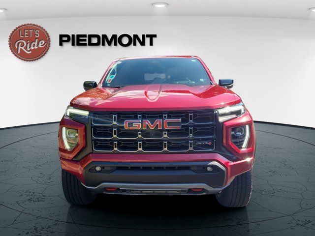 Used 2024 GMC Canyon AT4 w/ AT4 Premium Package AWD/4WD image 2