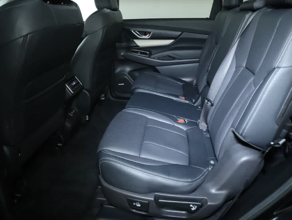 Used 2022 Subaru Ascent Limited w/ Technology Package AWD/4WD image 14