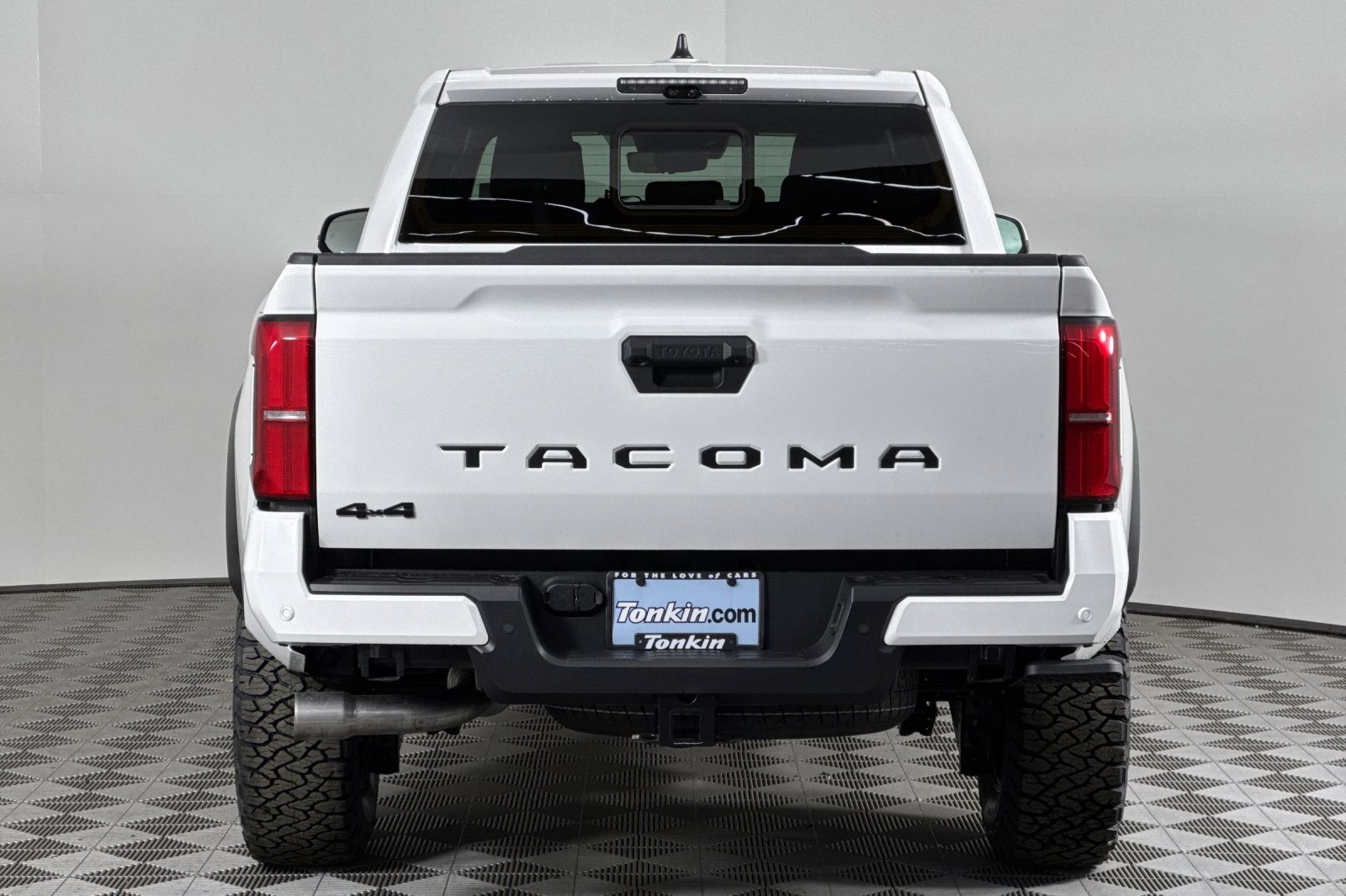 New 2025 Toyota Tacoma TRD Off-Road image 5
