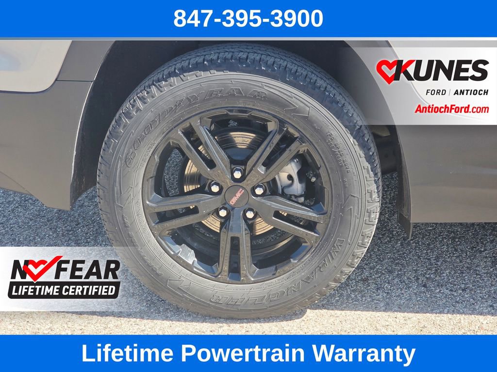 Used 2023 GMC Terrain AT4 image 10