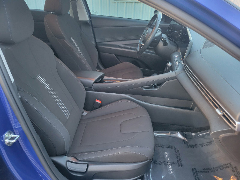 Used 2023 Hyundai Elantra SEL w/ Convenience Package image 27