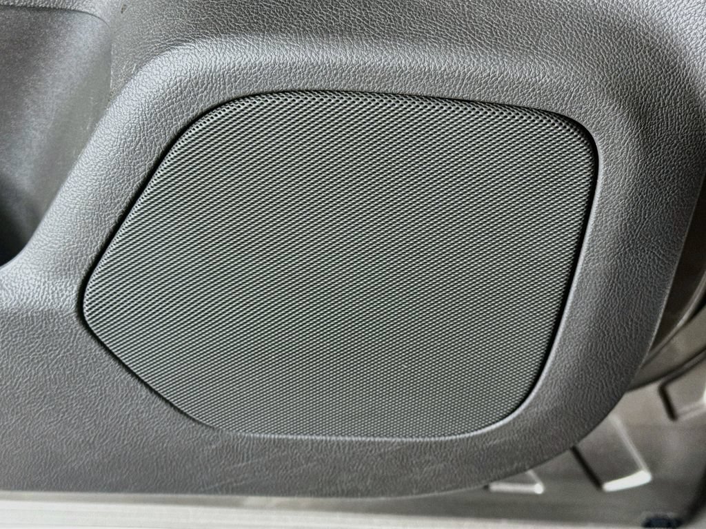 Used 2020 Lincoln Corsair Reserve w/ Equipment Group 201A FWD image 19