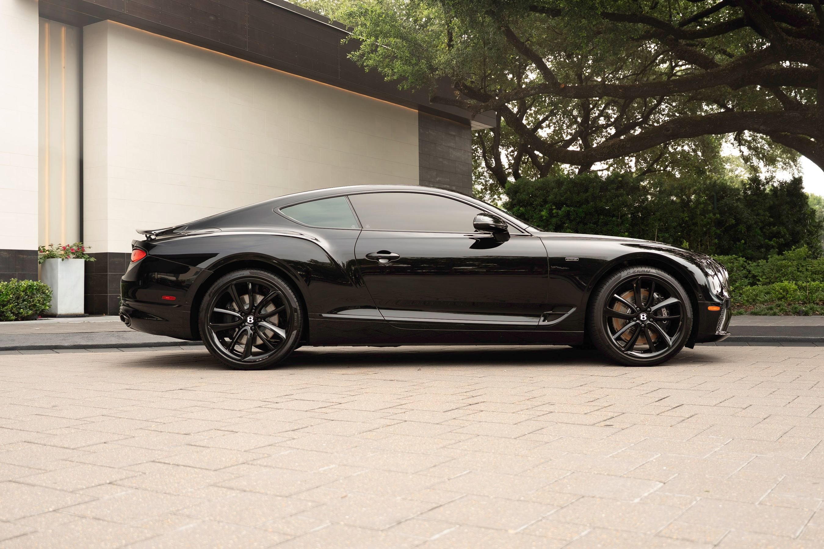 Used 2024 Bentley Continental GT AWD/4WD image 5