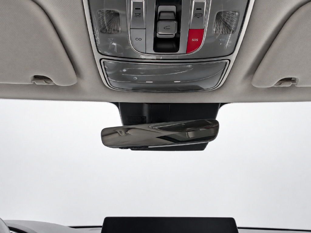 Certified 2024 Genesis Electrified GV70 AWD/4WD image 21