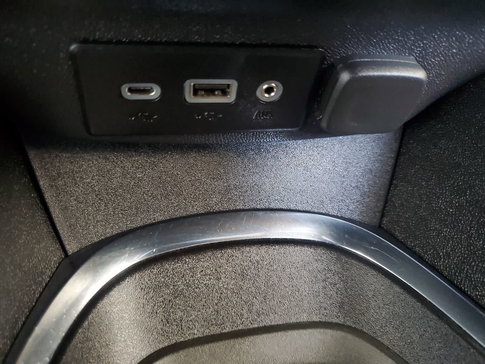 Used 2025 Chevrolet Malibu LT FWD image 22