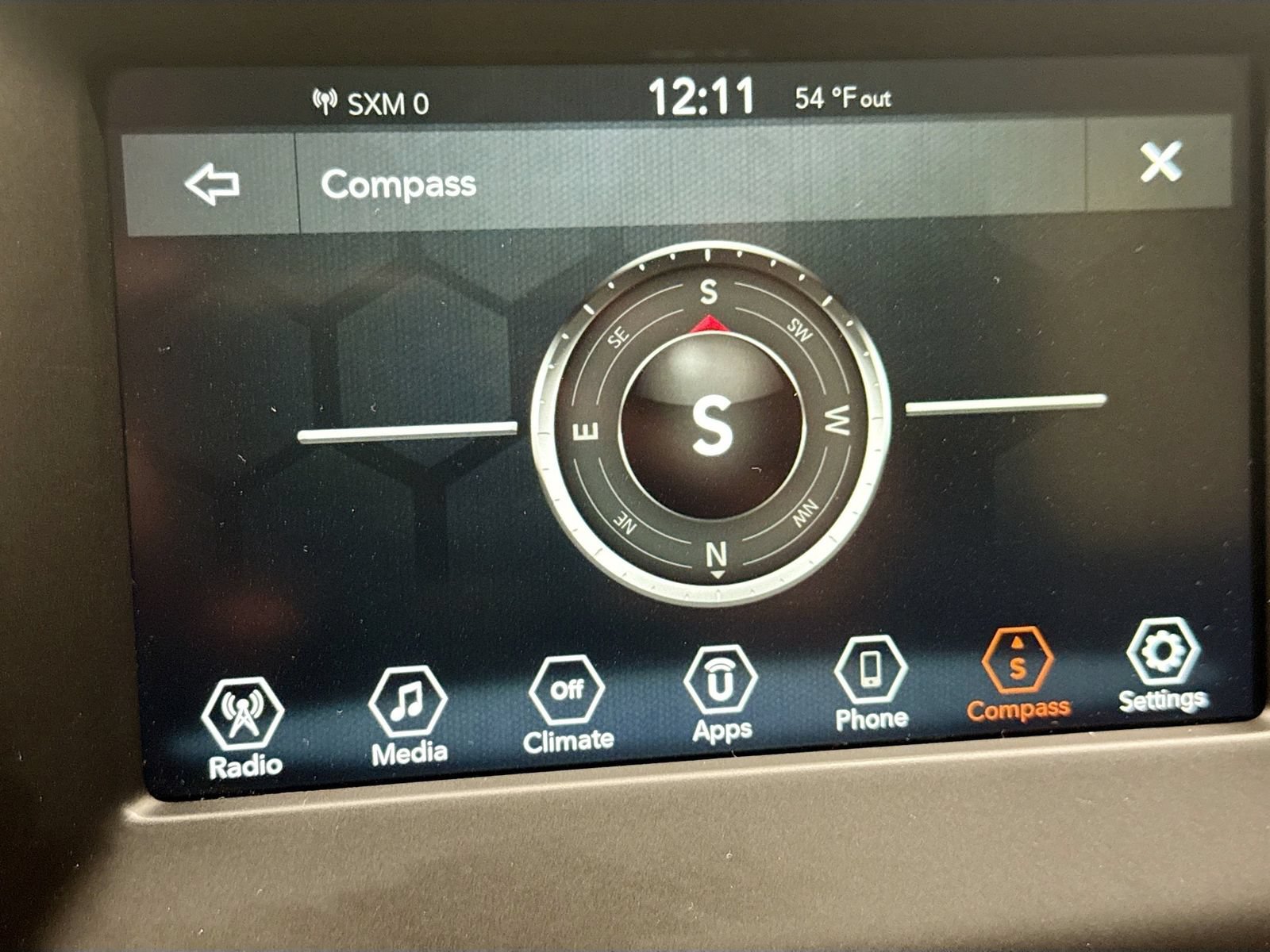 Used 2018 Jeep Compass Latitude w/ Popular Equipment Group AWD/4WD image 15