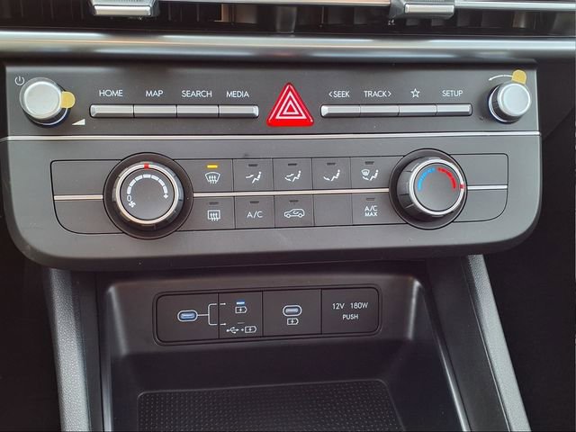 New 2026 Hyundai Tucson SE image 19