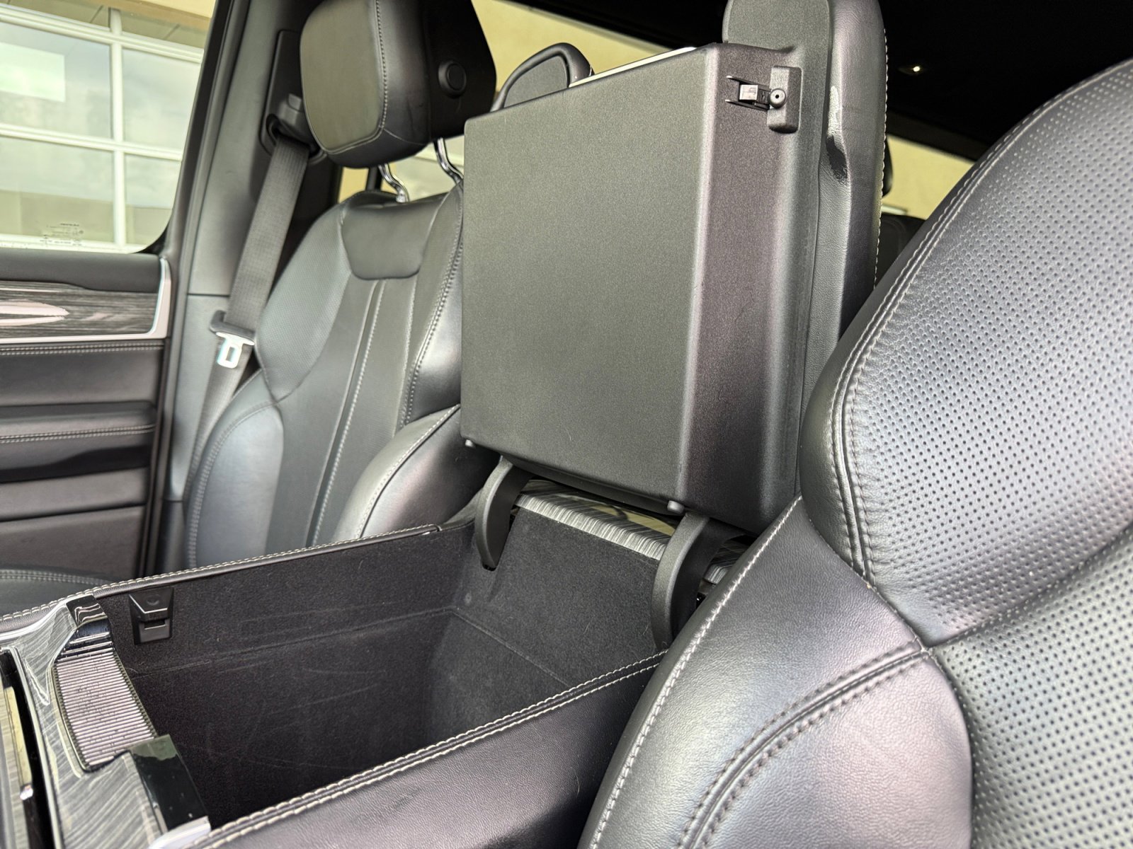 Used 2022 Jeep Wagoneer Series II image 15