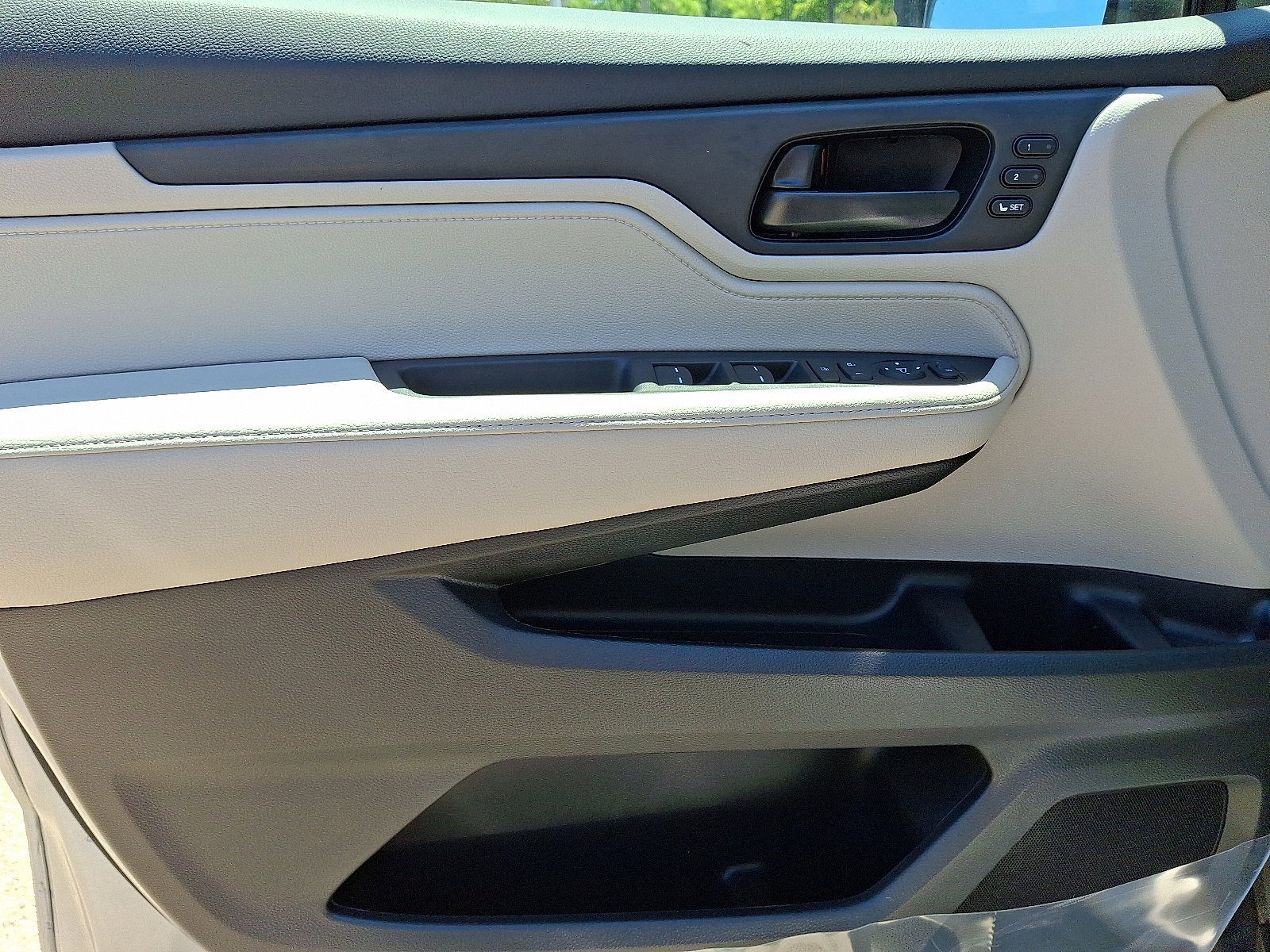New 2026 Honda Odyssey EX-L image 9