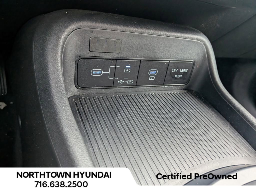 Used 2025 Hyundai Kona SEL image 17