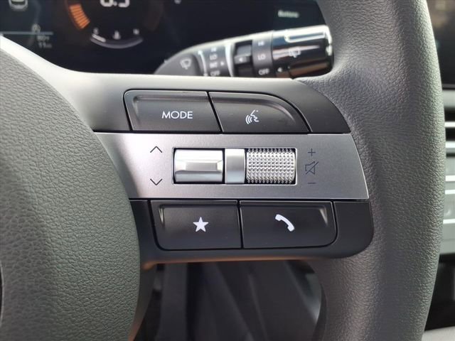 New 2026 Hyundai Tucson SE image 25