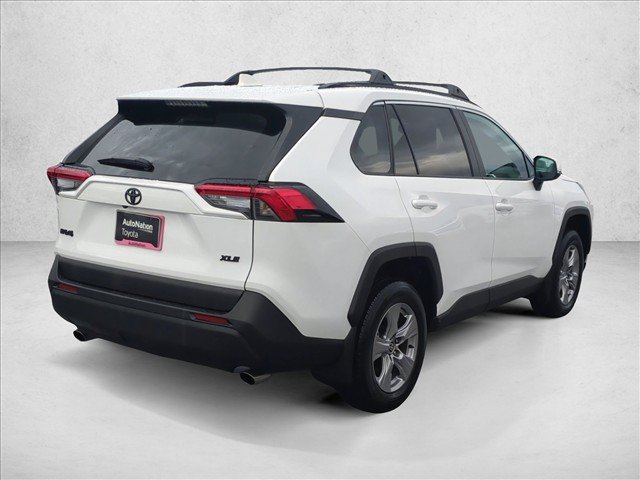 Certified 2025 Toyota RAV4 XLE FWD image 5