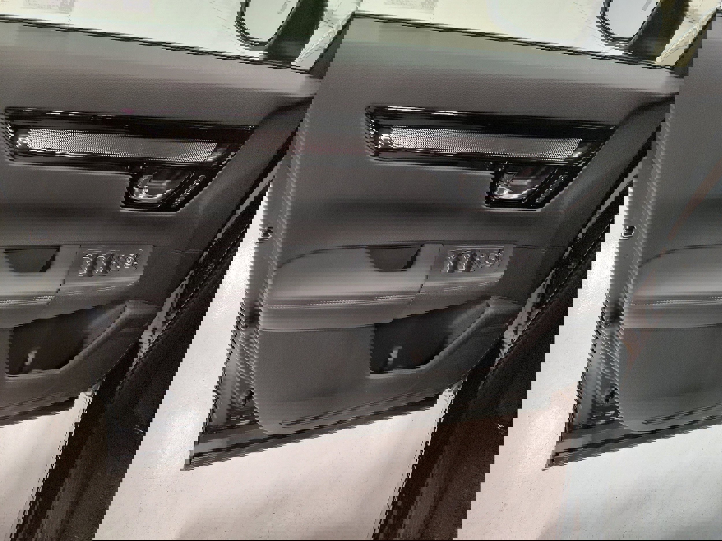 New 2026 Honda CR-V EX-L image 9