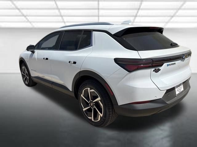 New 2026 Chevrolet Equinox EV LT FWD image 2
